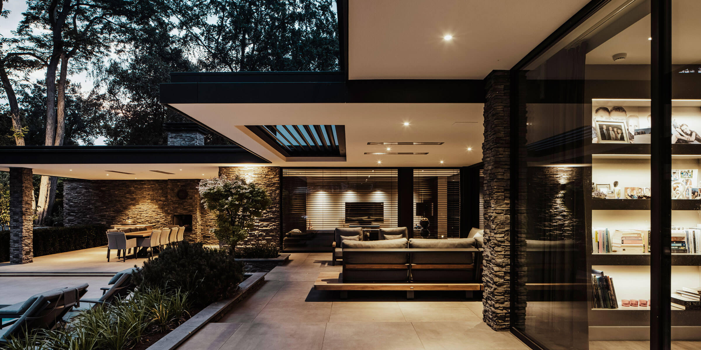 Moderne Villa CS | Luifel met lamellen