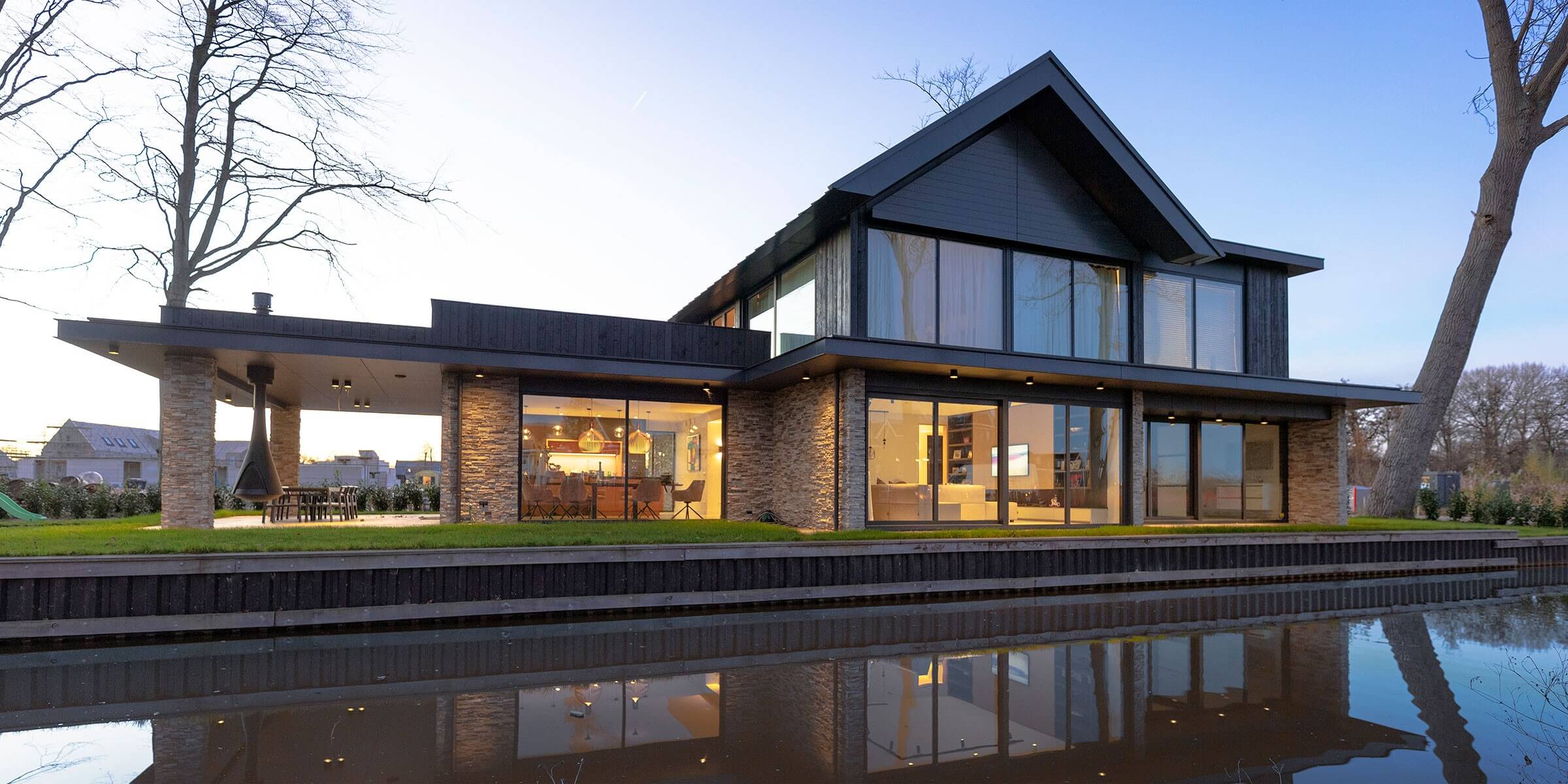 EIGENTIJDSE VILLA MUIDEN | DENOLDERVLEUGELS Architects & Associates